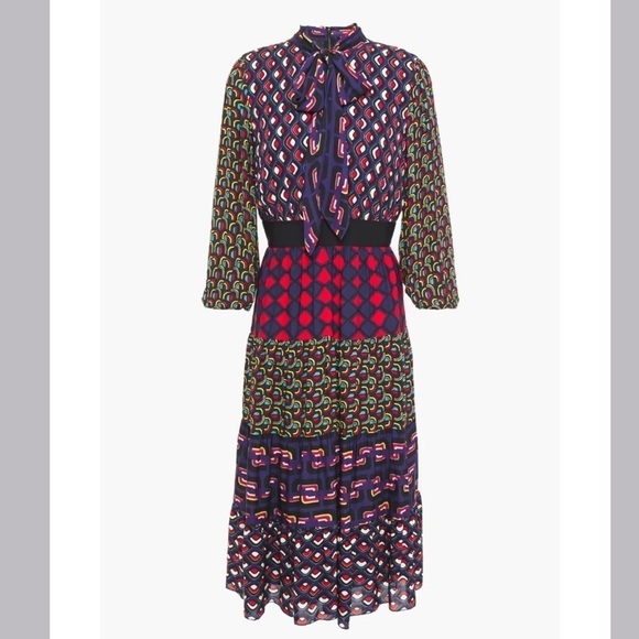 Alice+Olivia Karolina Blouson Sleeve Midi Dress in Mod Moon 2 - Picture 2 of 15